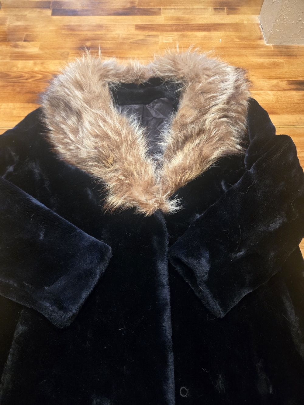 Faux Fur Vintage Borgazia Black Women's Coat
